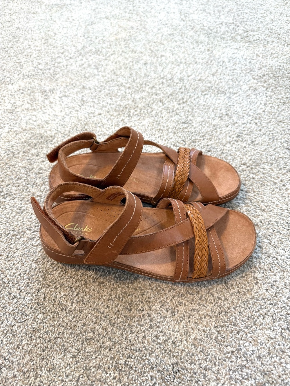 Clarks Artisan Brown Leather Adjustable Cecily Strap Comfort Sandals Size 9M